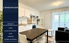 L'Emeraude - Proche Hopital - Parking - Clim - Fibre - Terrasse